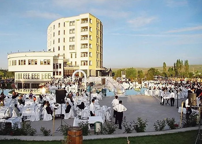 Esenboga Airport Отель Анкара